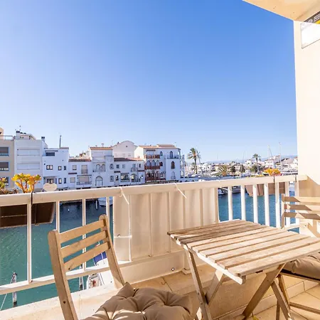 Frente Al Canal Con Terraza Empuriabrava